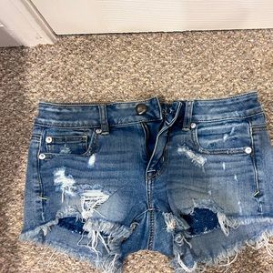Size 4 American Eagle shorts.